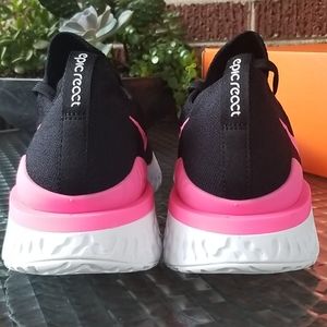 nike epic react black and pink
